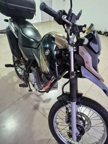 Crosser Z 2023 - Baixa km, muito conservada