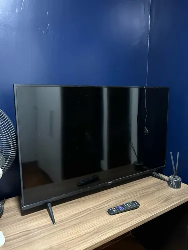 TV SEMP 50 POLEGADAS - R$ 1.100,00/Vendo logo