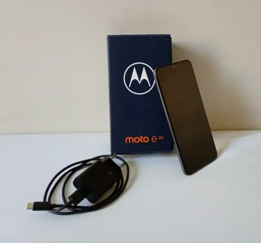 Celular moto e20 (CONVERSA NO PREÇO)