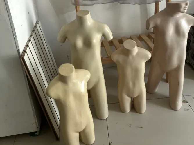 Vendo manequins infantis