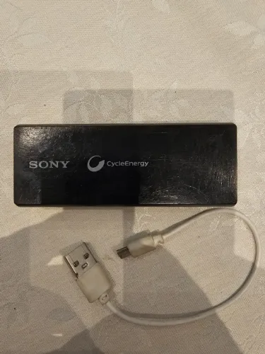 Power Bank Sony CycleEnergy CP-V3 2800mAh Original