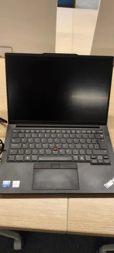 Lenovo ThinkPad E14 Core Ultra 5 | 16GB RAM | SSD 512GB | Windows 11 Pro