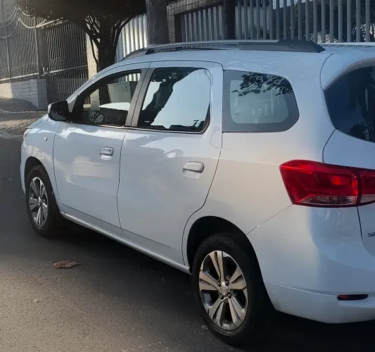 Chevrolet Spin Premier 1.8 8V Econo.flex 5P Aut. 2023