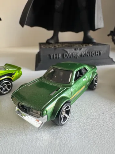 Hot Wheels muscle car