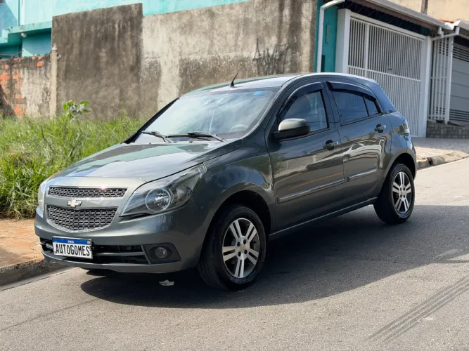Chevrolet Agile LTZ Easytronic 1.4 8V Flexpower 5P 2013