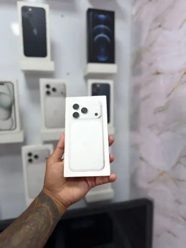 IPHONE 17 PRO 256GB BRANCO<br>R$ 8.150,00 TOP