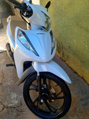 HONDA BIZ EX 2025 - UNICA DONA - 1.234 KM.