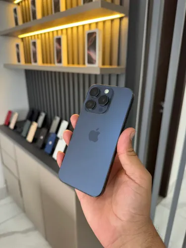 IPhone 15 Pro 128 gigas tela substituída azul