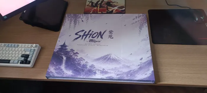 Mousepad de vidro 1337gear Shion LACRADO