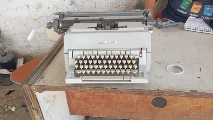 Máquina de Escrever Antiga
