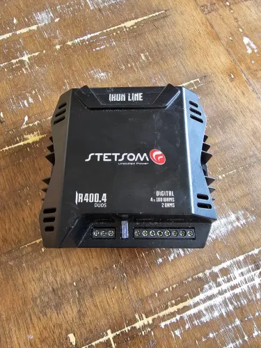 Amplificador Stetsom Iron 400.4