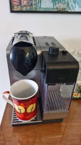 Cafeteira Lattissima Nespresso