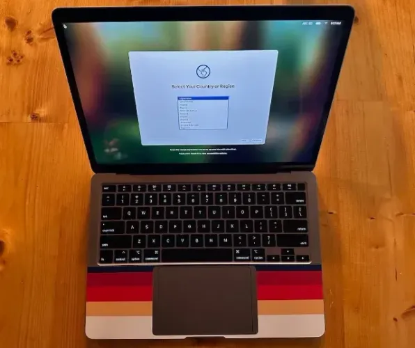 Apple Macbook Air 2020 A2179 I3 13.3 8gb 256gb Muito