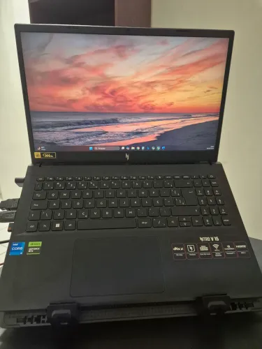 Notebook Acer Nitro V15 - RTX 4050
