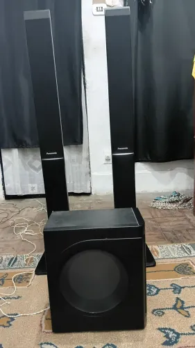 CAIXA SUBWOFER 10 PÔ POLEGADAS E 2 TORRES MUITO  ALTO SOM BOM TREME TUDO