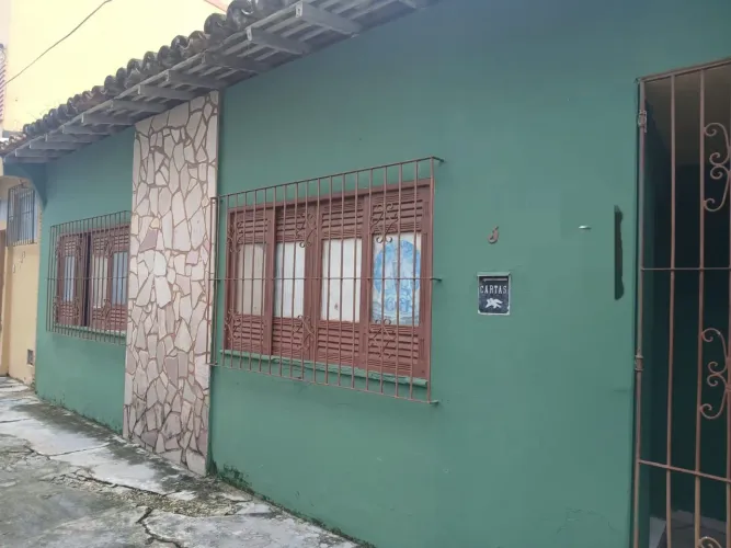 Vendo casa próximo Tamandaré pass.Mourão Carvalho.