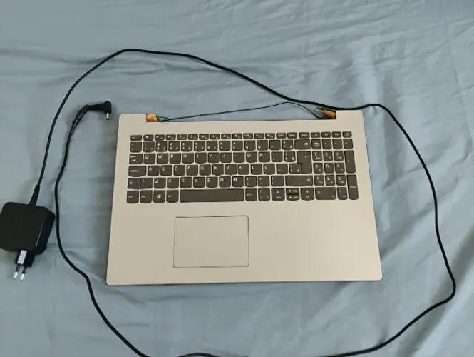 Notebook Lenovo sem tela (Funcionando no HDMI)
