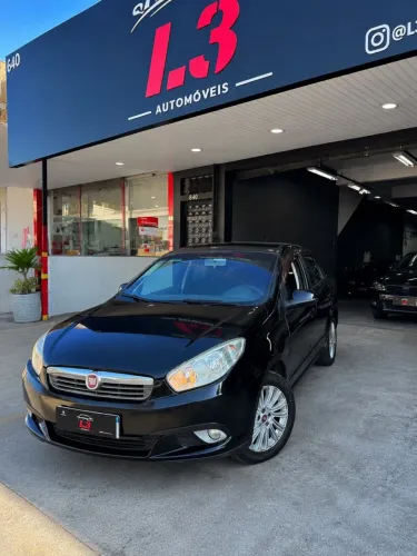 Fiat Grand Siena Essence 1.6 Flex 16V 2013