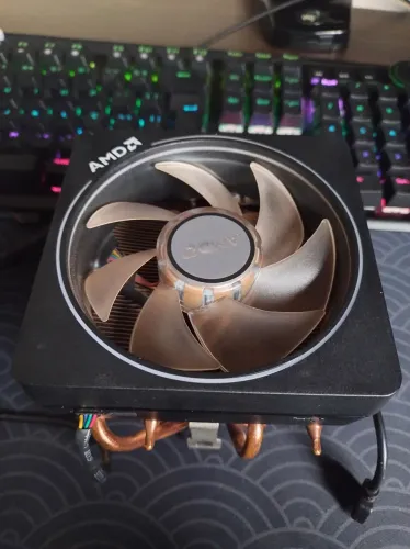 Air-cooler AMD Wraith Prism RGB AM4/AM5