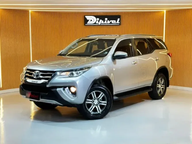 Toyota Hilux SW4 SRV 4X2 2.7 Flex 16V Aut. 2020