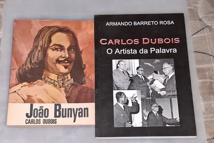 Livros de CARLOS DUBOIS. 2 UNIDADES.