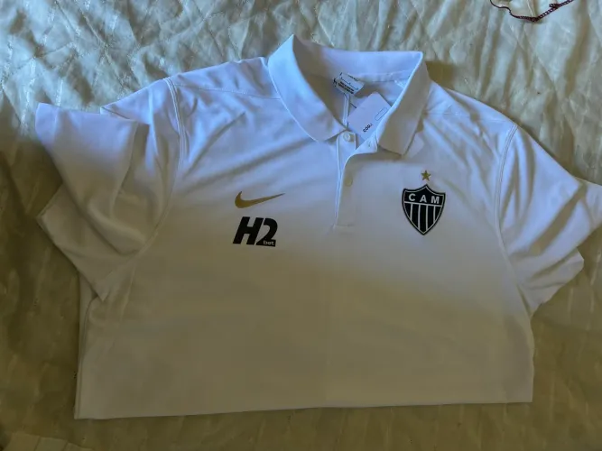 Vendo camisa Atlético Mineiro gola polo Nike novinha pouco tempo de uso