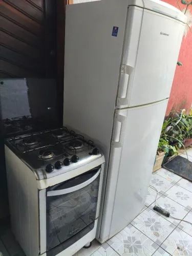 Geladeira e fogão
