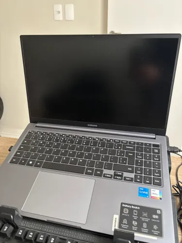 Notebook Samsung Galaxi Book4