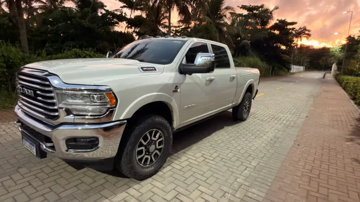 Ram 3500 Limited Longhorn 6.7 TB CD Diesel 2024