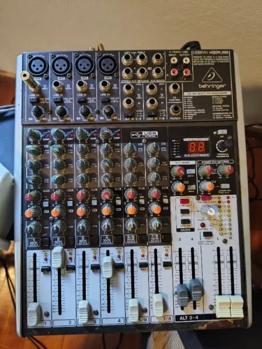 Mesa Behringer Xenyx 1204FX