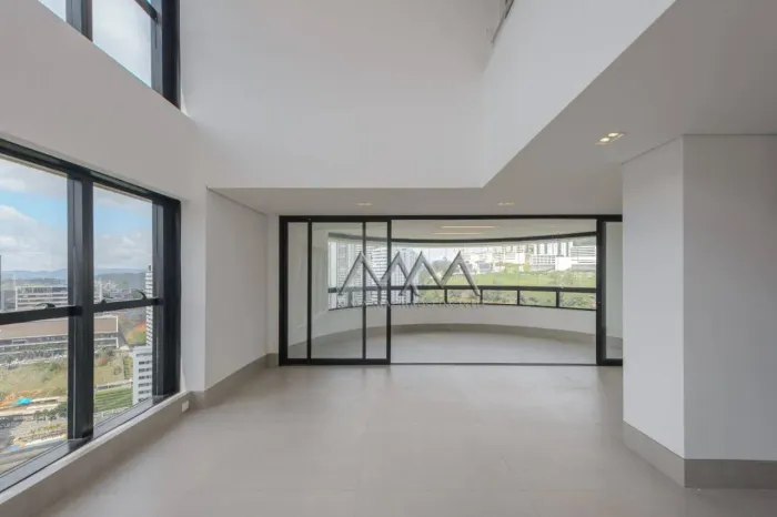 Apartamento à Venda ou Locação no Vale do Sereno | 4 Quartos - 230 m²