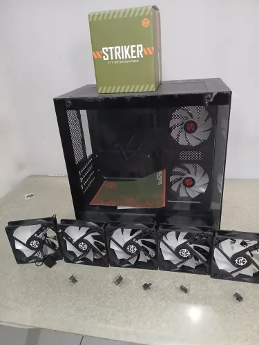 Gabinete gamer 
