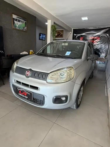 Fiat Uno Attractive 1.0 EVO Fire Flex 8V 5P 2016