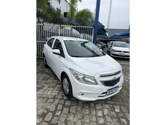Chevrolet Onix Hatch LS 1.0 8V Flex Power Mec. 4P 2016