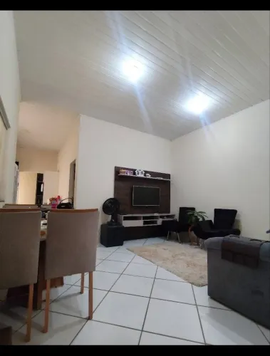 Vende-se casa no Águas Lindas Rc