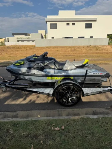 Jet Ski Sea-Doo RXT 325