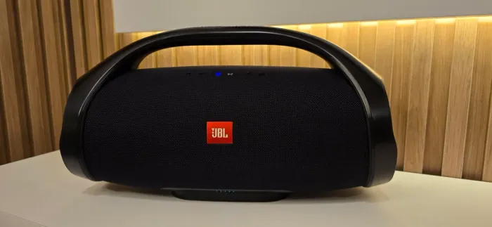 JBL BOOMBOX ORIGINAL SEMINOVA + CAPA PROTETORA