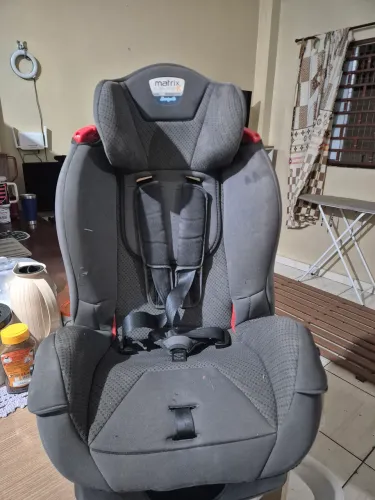 Cadeirinha de carro infantil 