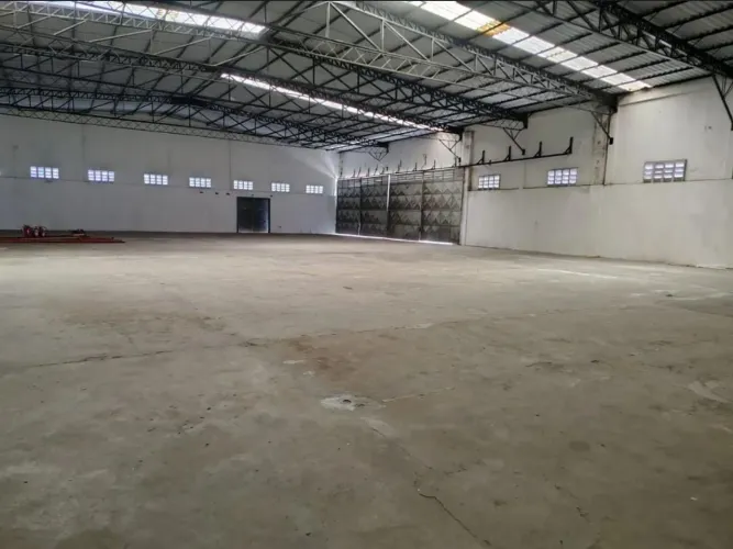 GALPÃO 2.000m2 NA AV. TORQUATO TAPAJÓS