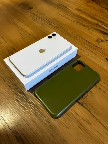 iPhone 11 64GB