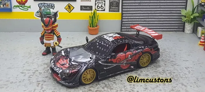 Jada toys 1:24 - Mazda RX-7 Figura Saru Lab Monkeys