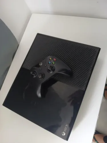 Xbox One fat com controle original 500gb