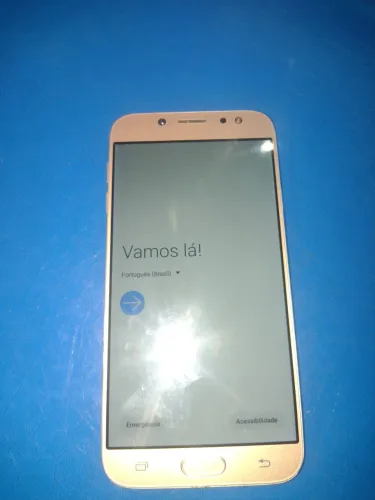 Celular J7 pró 