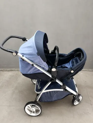 carrinho de bebê já higienizado 