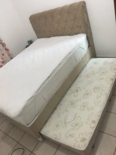 Cama casal 2 um 1 com solteiro auxiliar