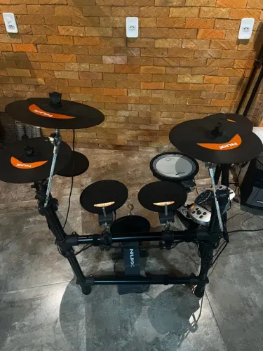 Bateria Eletrônica Nux Dm 4 S 9 Pads