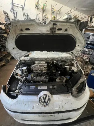 Sucata para retirada de peças VW UP 2017/18 TSi 1.0 Manual