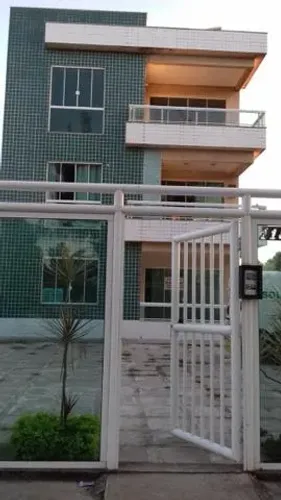 Apartamento Térreo com 03 quartos sendo 1 suite e área goumert Praiamar -