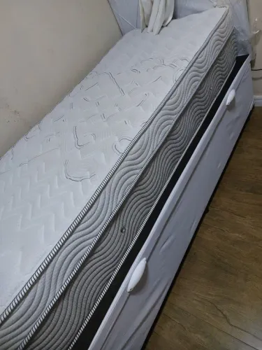 Colchão solteiro resistente 