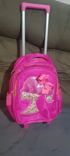 Mochila de Rodinhas Barbie Rosa